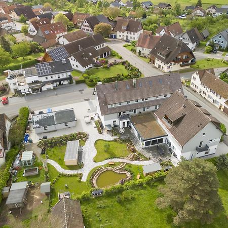 Alter Hirsch Hotell Pfalzgrafenweiler Eksteriør bilde