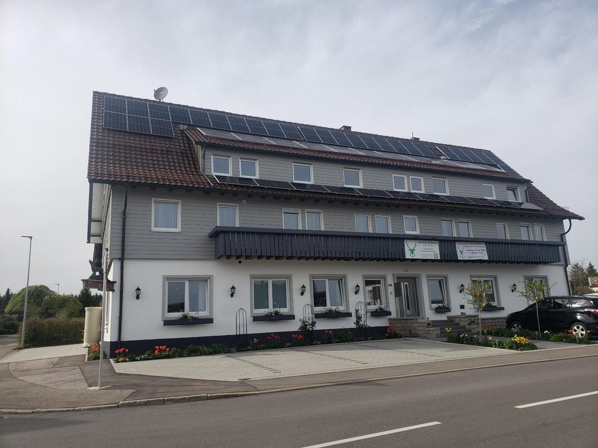 Alter Hirsch Hotell Pfalzgrafenweiler Eksteriør bilde